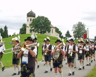 1Kirchenzug Wildenwart
