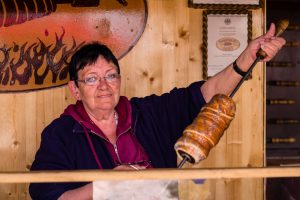 Lebendiges Mittelalter auf den Wiesen am Chiemsee im Seepark Bernau – Felden