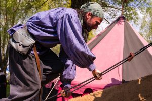 Lebendiges Mittelalter auf den Wiesen am Chiemsee im Seepark Bernau – Felden