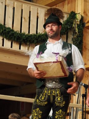 kl-IMG-20170604-WA0015