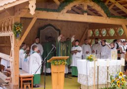 Festgottesdienst-1002400