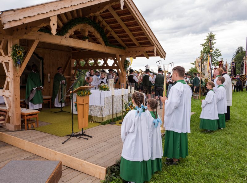 Festgottesdienst-1060990