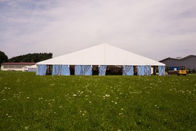 Festzelt-Atzing-1040059
