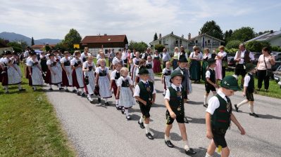 P11 FestzugNeubeuern