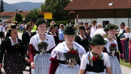 P16 FestzugNeubeuern