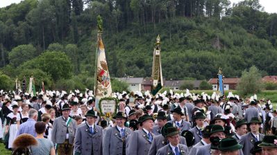 P24 FestzugNeubeuern