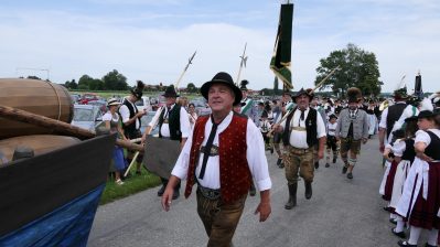 P34 FestzugNeubeuern