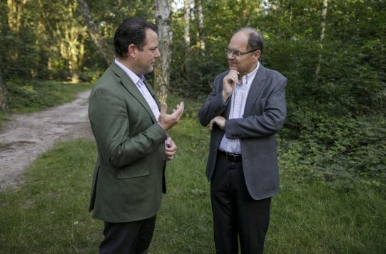 BM Schmidt mit zu Guttenberg