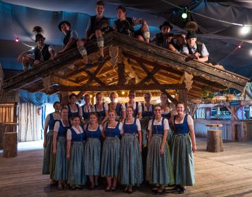 Aktive-in-Bar-1090054