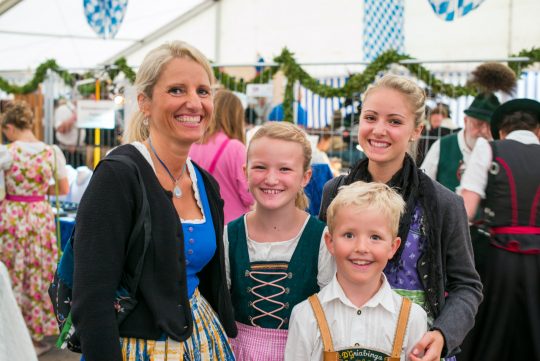 Gaupreisplatteln-Trachtenmarkt-1003669