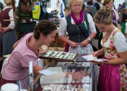 Gaupreisplatteln-Trachtenmarkt-1003694