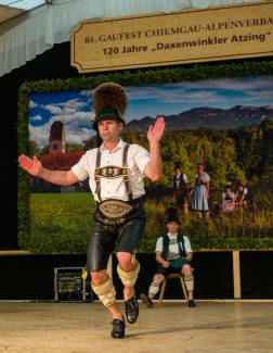 Gaupreisplatteln-Trachtenmarkt-1003836