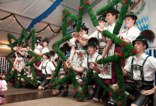 120908__Bernau_Laurenzimarkt_Heimatabend_Aktive_Bernau_Sterntanz