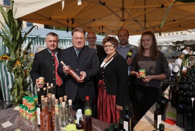 Staatsminister Helmut Brunner auf der Bauernmeile 2017