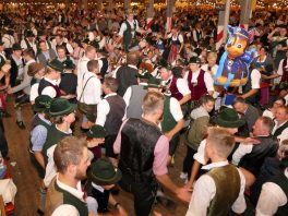 P29 BrauchtumFloetzinger