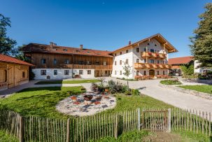 Das Foto ist ausschließlich für PR- und Marketingmaßnahmen des THOMAHOF - Fam. Reiter - Eizing 2 - D-83413 Fridolfing zu verwenden. Jegliche Nutzung Dritter muss mit dem Bildautor Günter Standl (www.guenterstandl.de) - (Tel.: 00491714327116) gesondert