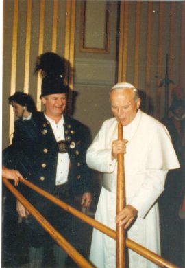 PapstJohannesPaulIImitAlphornundPeter