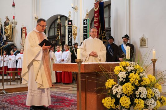 aschau neuer pfarrer05