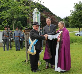 kl-sach veteranen friedenslinde02
