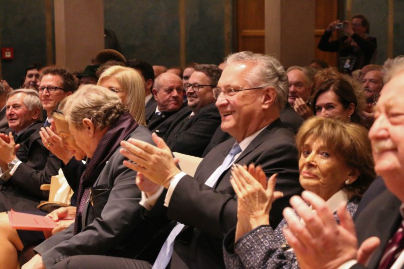 2017vf Publikum - Ch Knobloch Min Herrmann Besold