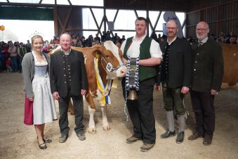 Glockenuebergabe RZV Schmid ko