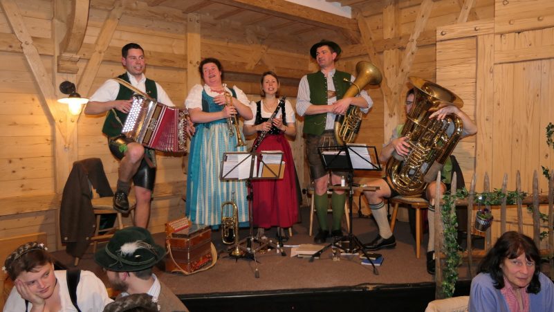 P001LachaMusiMaerzenbock