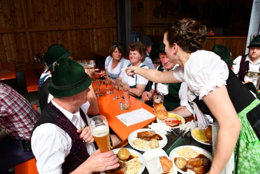 Kubi_Hoerzing_100J_Pferdezucht_180422 (26)