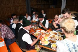 Kubi_Hoerzing_100J_Pferdezucht_180422 (27)