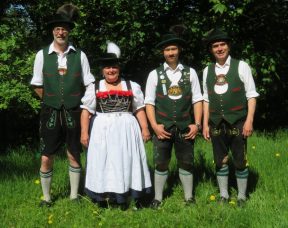 HelAmb_9306_Reinhold_Andrea_Tim_Helmut_m