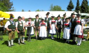 HelAmb_9375_Einigkeit_Gruppe_m