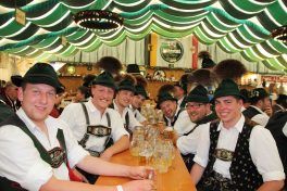 kl-20180506Festzelt12