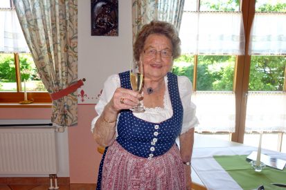 Resi Schmitz, 90 - II