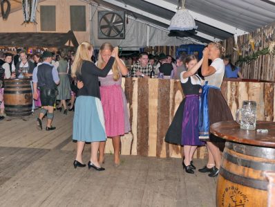 P27WeinundBierfestlauterbach