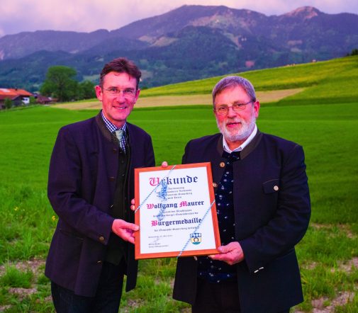 1Gemeinderat - Buergermedaille Wolfgang Maurer