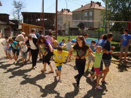 1Spielende Kinder Rumaenien