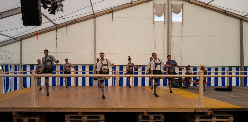 Rossholzen-Festzelt-1430655