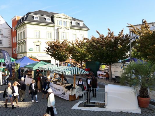 P020Schmankerlstraße