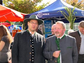 P071Schmankerlstraße