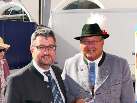 P084Schmankerlstraße