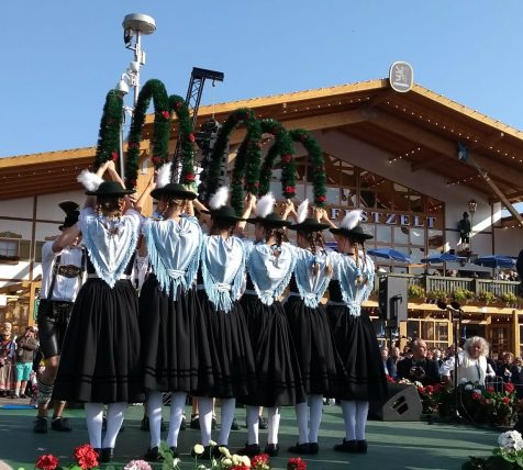 Auftritt Oktoberfest (1)