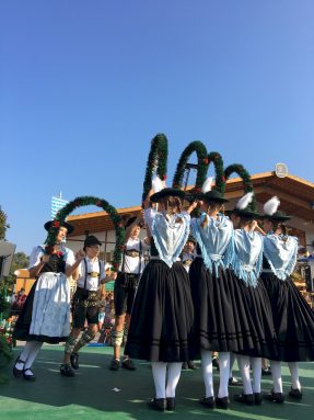 Auftritt Oktoberfest (4)