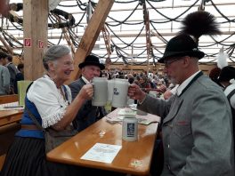 Gauvorplattler Oliver Lehner und Marianne Hinterbrandner