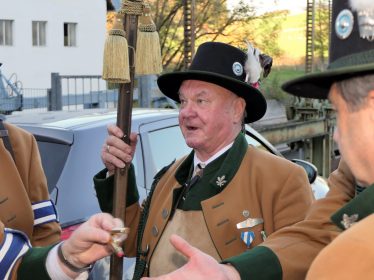 P05SchuetzensalutPoschenrieder