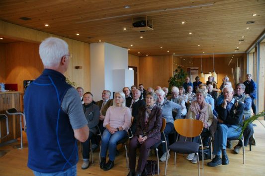 Aufmerksame Zuhoerer