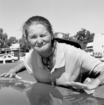 menschenskinder_Katharine Cooper_Corrie Saayman Parking Attendant Oudsthoorn South Africa 2013 c spallart