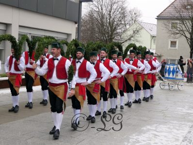 P10 WasserburgerSchaefflerLaRo