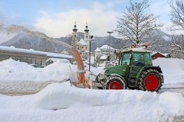 kl-Fraesearbeiten im Aschauer Ortskern_Foto H. Reiter
