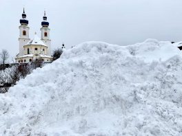 kl-Frau Holle war fleissig in Aschau_Foto H Reiter (3)