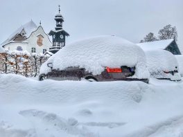 kl-Frau Holle war fleissig in Aschau_Foto H Reiter (9)