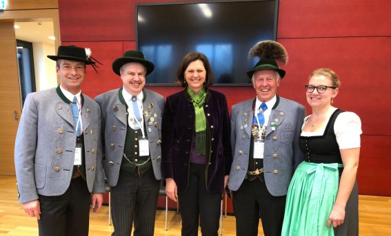 Landtag Gau kl Gruppe